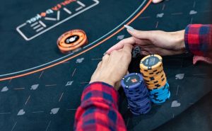 best under the gun poker strategy