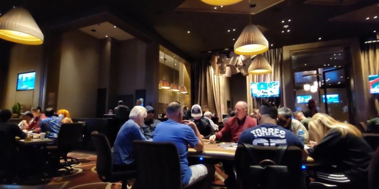 MTT poker tournaments